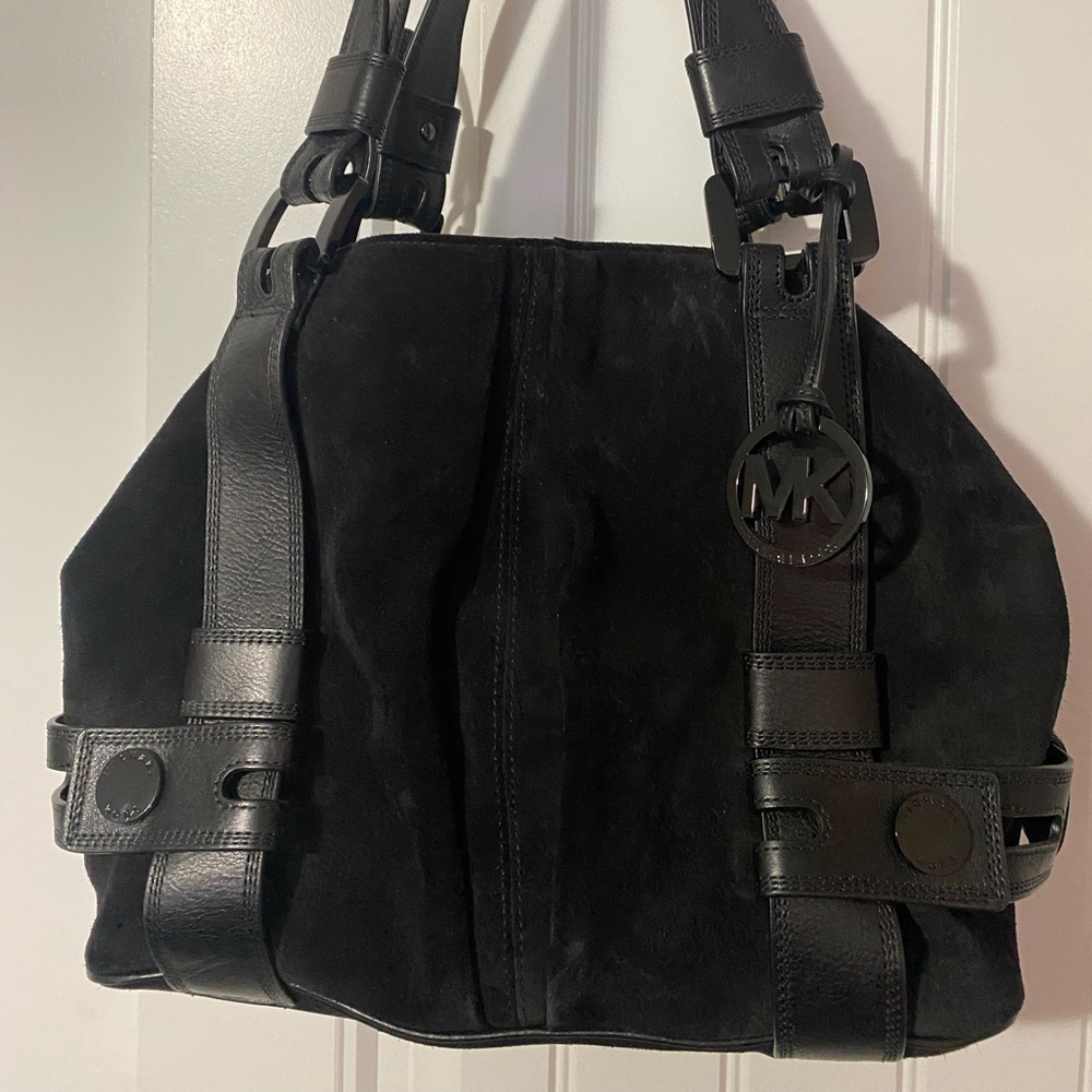 Flash sale ❤️❤️Michael Kors MK purse black suede